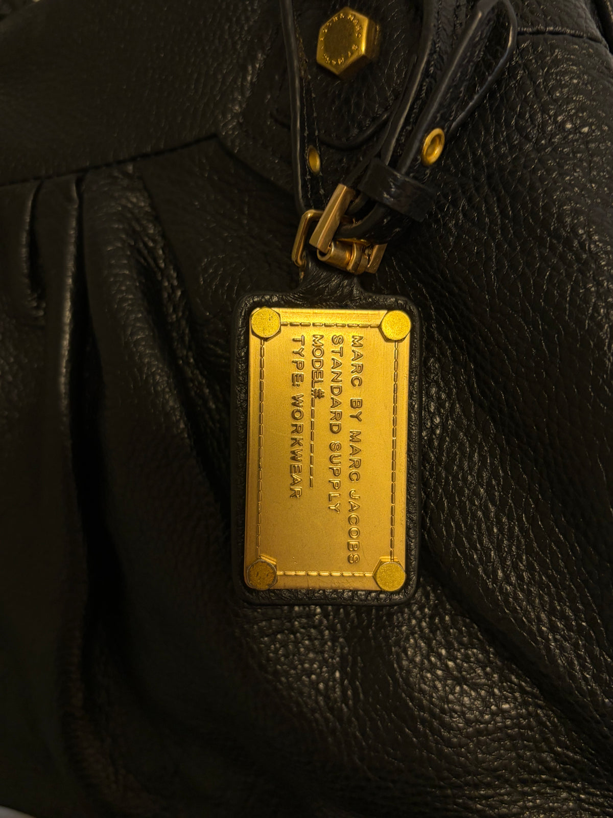 Marc Jacobs Classic Q